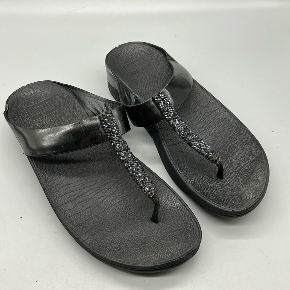 Womens Fit Flop Finos Glitzy Flip Flop Wedge Sandal Black 8